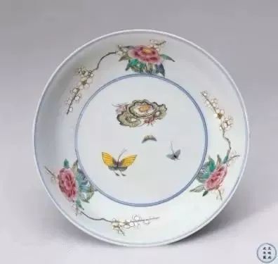 粉彩瓷丨号称“瓷中贵族”，一举刷新了中国瓷器最高记录！