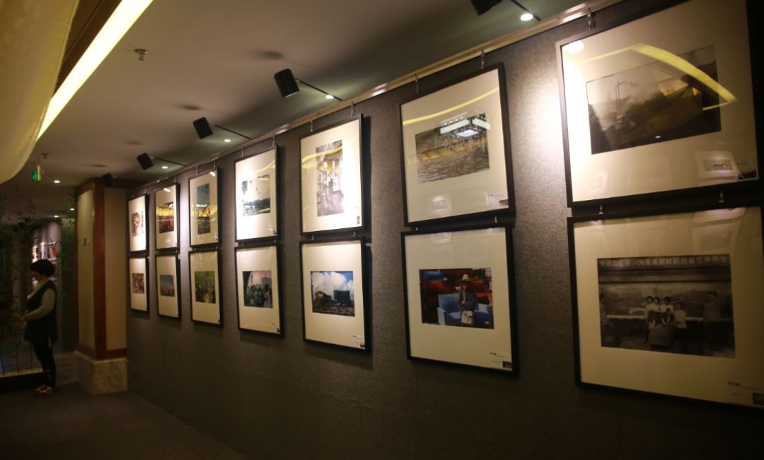 展览 | 越秀四十年——林星摄影作品展在广州大佛寺举行