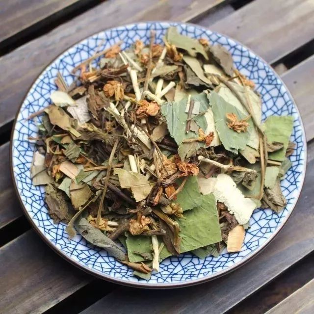广东凉茶丨这个神奇的饮品，真的是“自讨苦吃”！