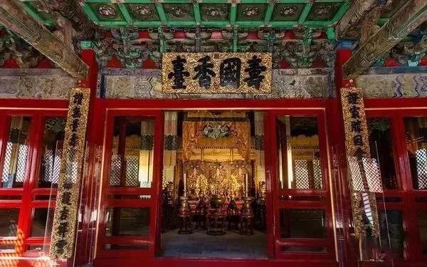 故宫换院长了 你知道它里面有多少个佛堂吗？