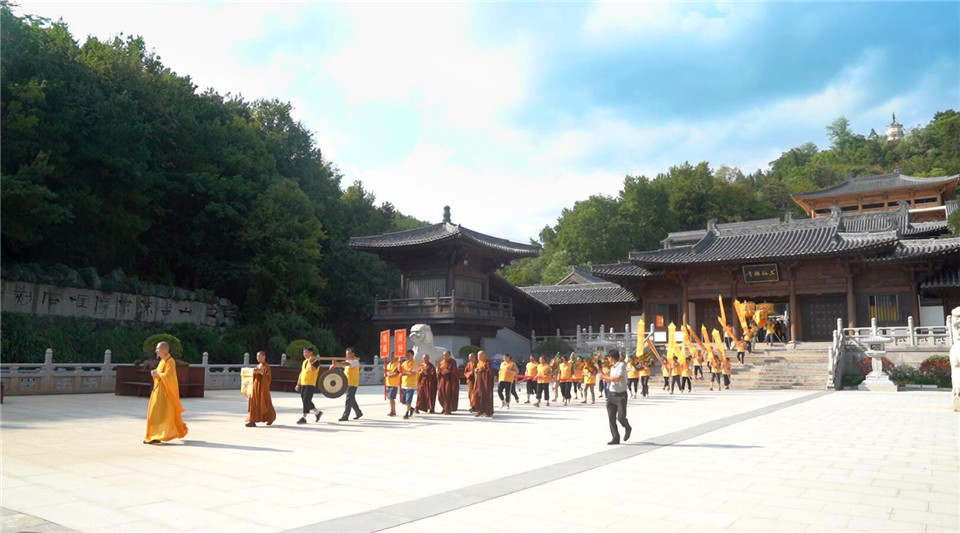 韩国曹溪宗百人朝圣团朝圣禅宗祖庭三祖禅寺