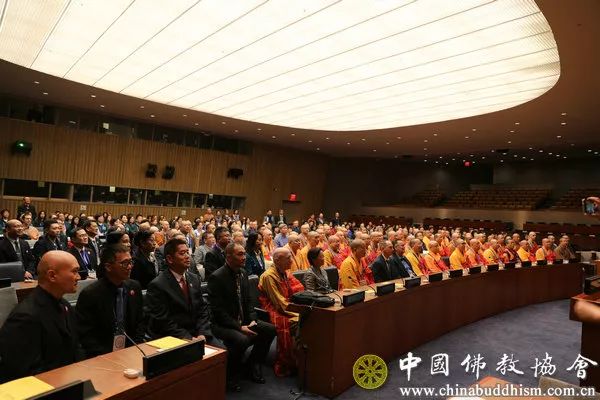 点亮心灯 祈愿和平 ——第二届中美加佛教论坛在美国纽约联合国总部举行
