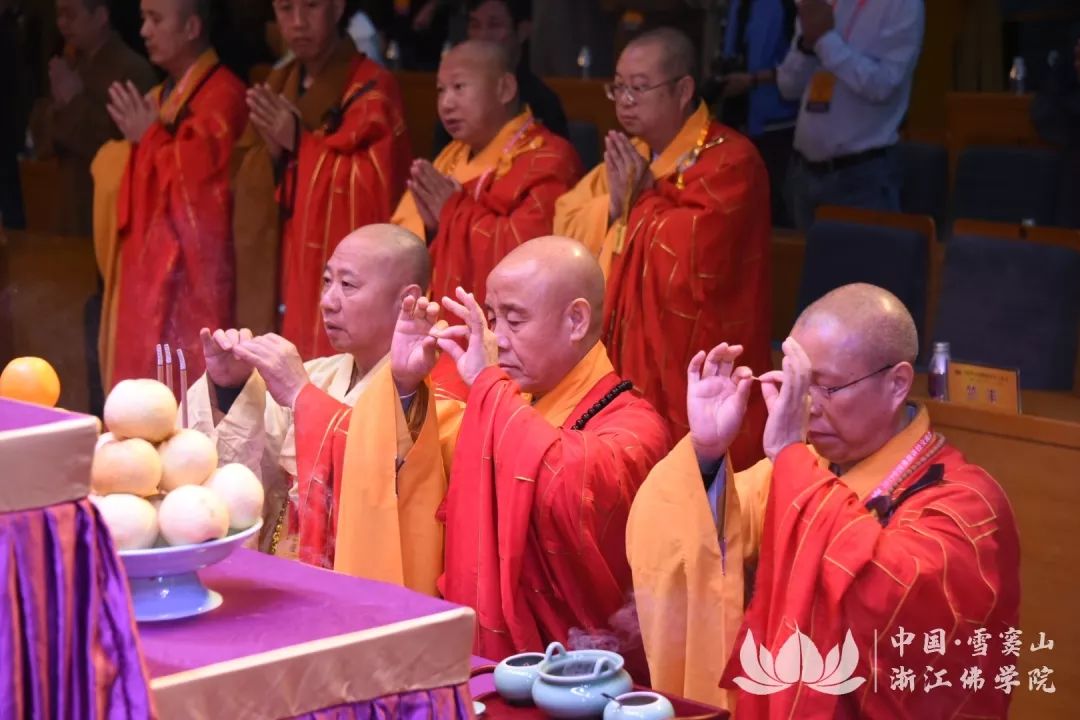 僧才云集，法音宣流：中国佛教讲经交流会首次在宁波举行