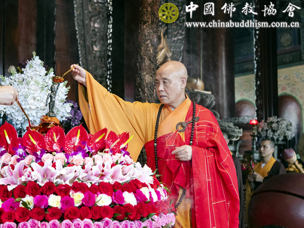 中国佛教协会举办2021年佛诞节庆祝活动