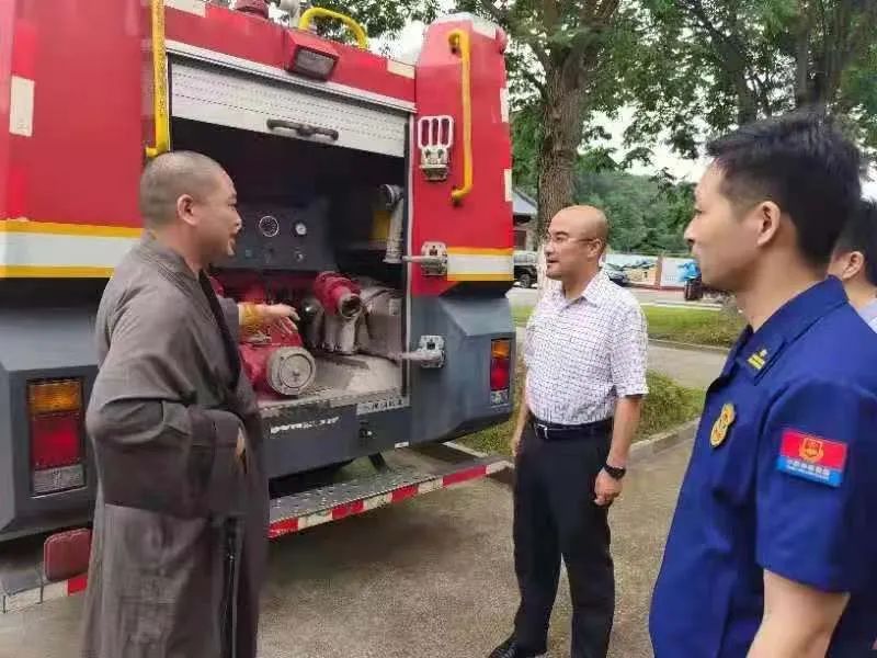 第20个全国“安全生产月” 雪窦山资圣禅寺（暨大佛景区）举行消防培训