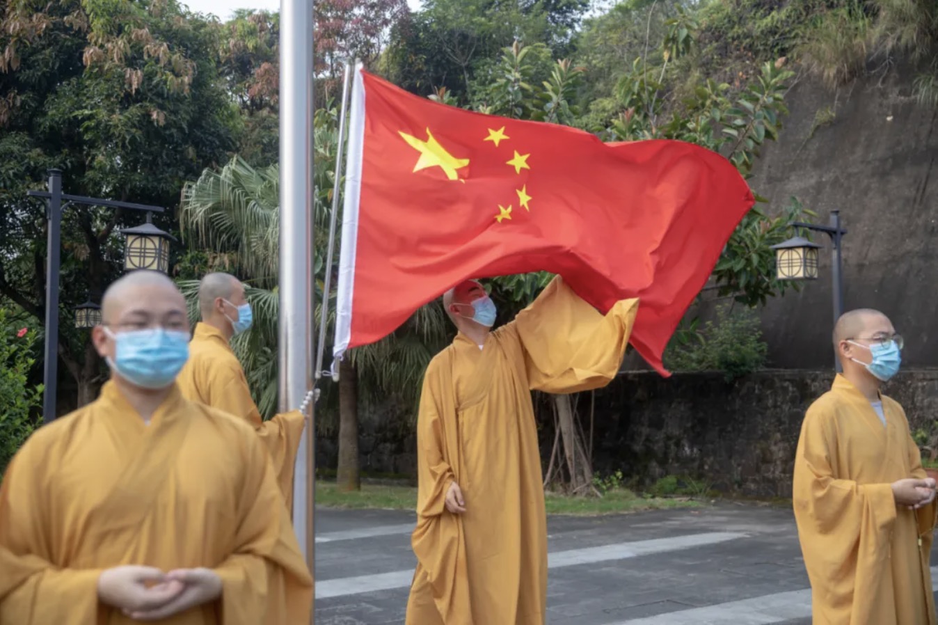 祝福祖国｜广东省各地佛教界庆祝新中国成立72周年（图）