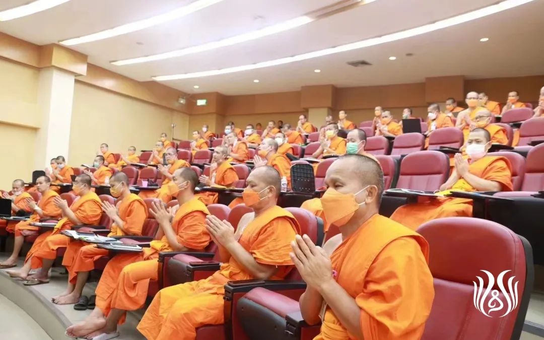 会闲法师应邀为泰国知名佛教大学“海外弘法比丘班”作讲座