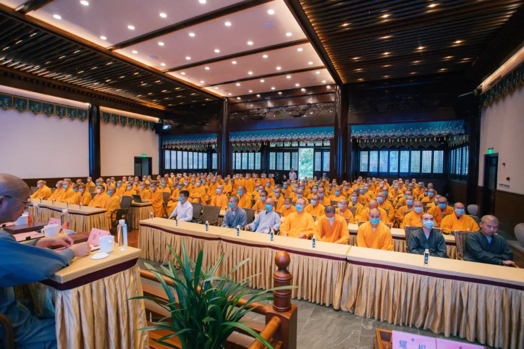江苏佛学院寒山学院、清凉学院2022年秋季开学典礼在重元寺举行