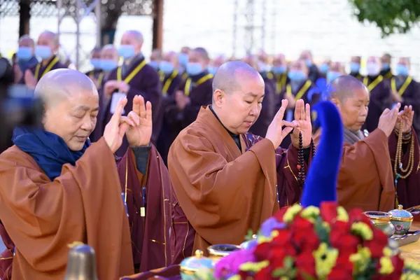 湖南省佛教协会2022年传授二部僧三坛大戒法会圆满举办