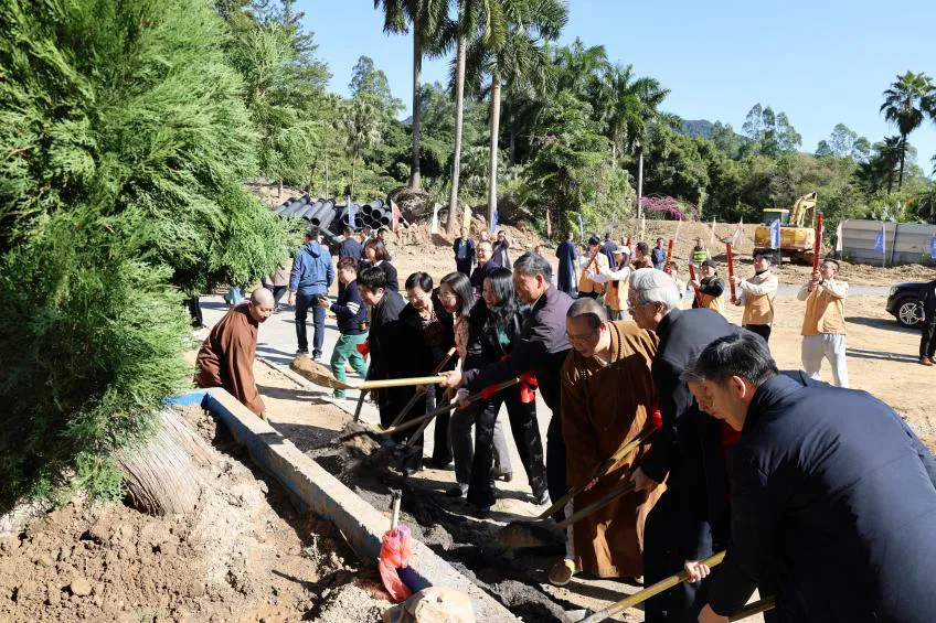 第三届岭南佛教文化节在天河区石门禅院拉开帷幕